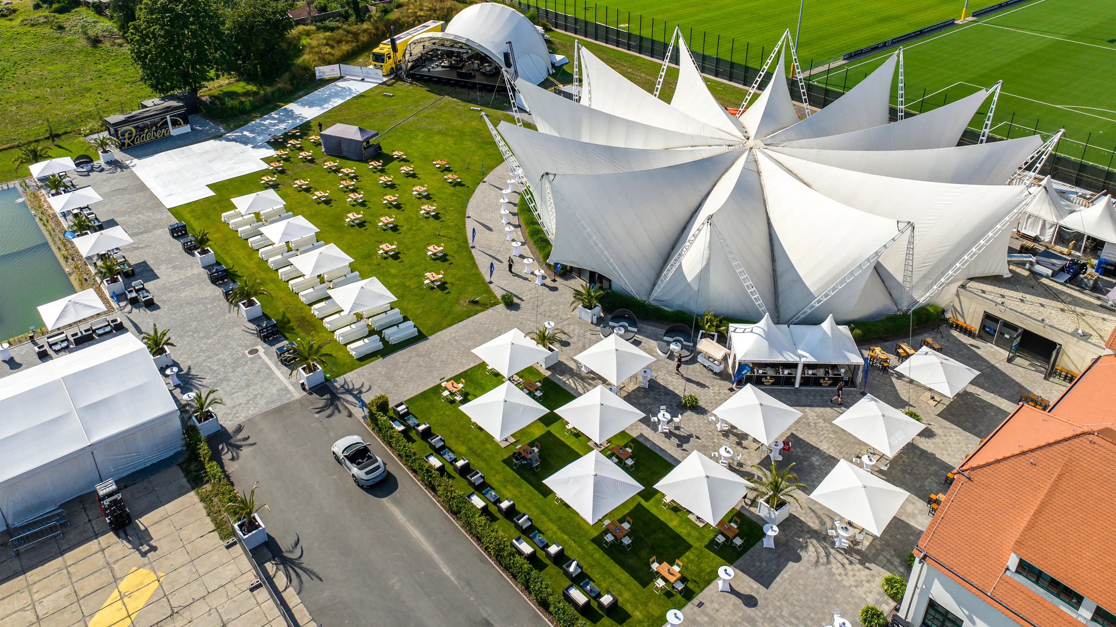 Eventlocation mit 1.500 m² Fläche und Platz für über 1.000 Gäste